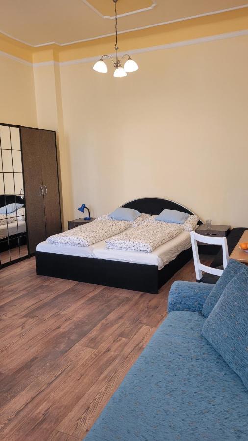 Apartman U Kolonady Marianske Lazne Exterior photo